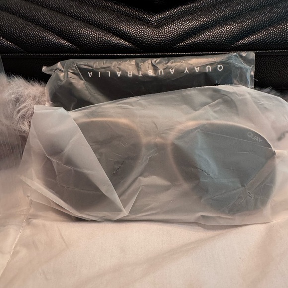 NWT Quay “STILL STANDING POLARIZED” gld/smktpepol Sunglasses - Picture 9 of 10